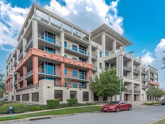 Il Palazzo stands majestically on a full block in prime Museum District location! 58 units (per HCAD) on 6 floors. 24/7 concierge. In recent years, the building completed over $5M renovations and updates including replacing roof, building surfaces, b