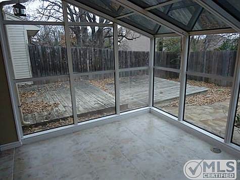 1st image of 4611 Oak Club Dr