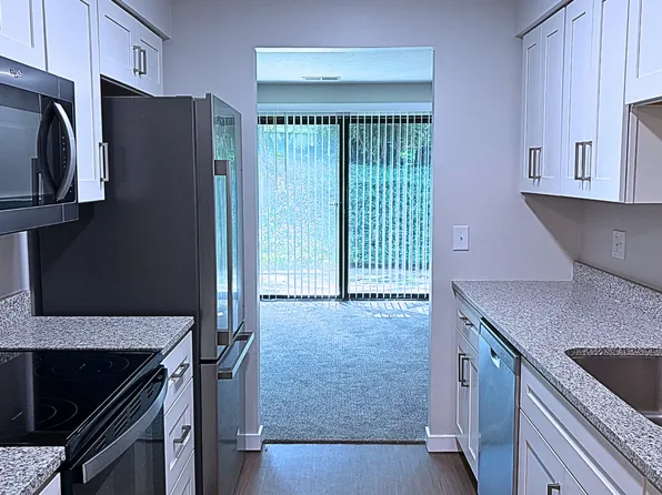 3201 Erie Ave APT 5, Cincinnati, OH 45208