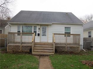 1119 16th Ave SW, Cedar Rapids, IA 52404