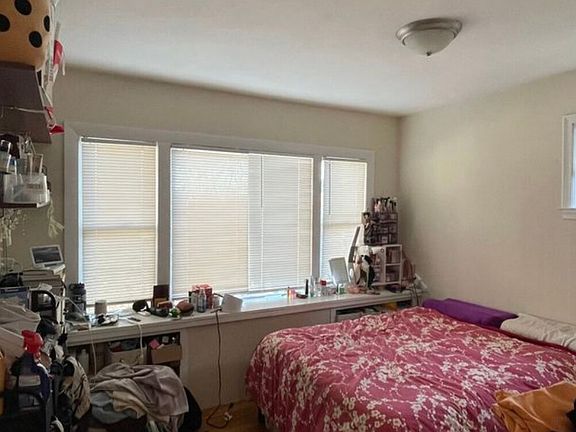 5th image of 4 Iroquois St #2