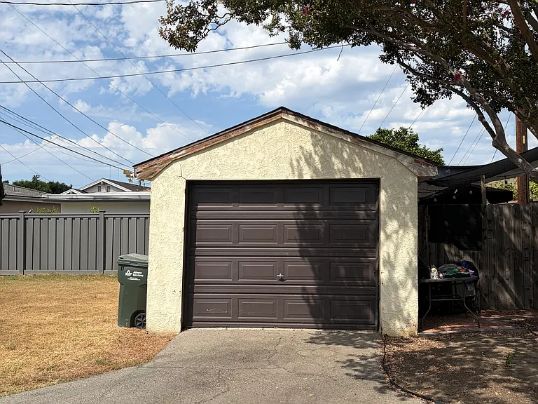 5323 Alessandro Ave — Photo 3