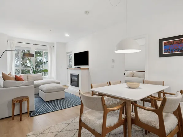 225 Francis Way #211, New Westminster, BC V3L 0G1