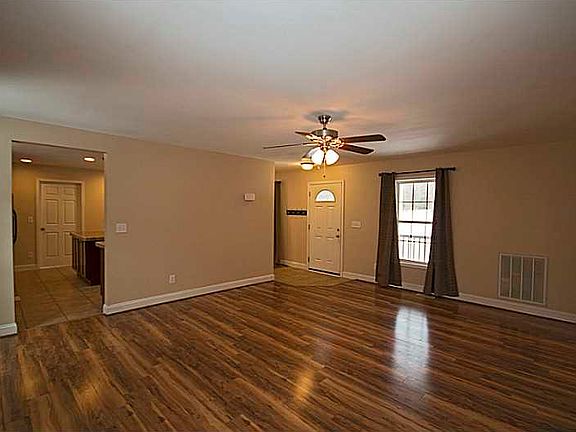 3rd image of 3491 Deerwood Ct