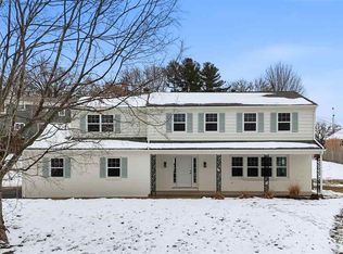 12 Princeton Ct, Iowa City, IA 52245