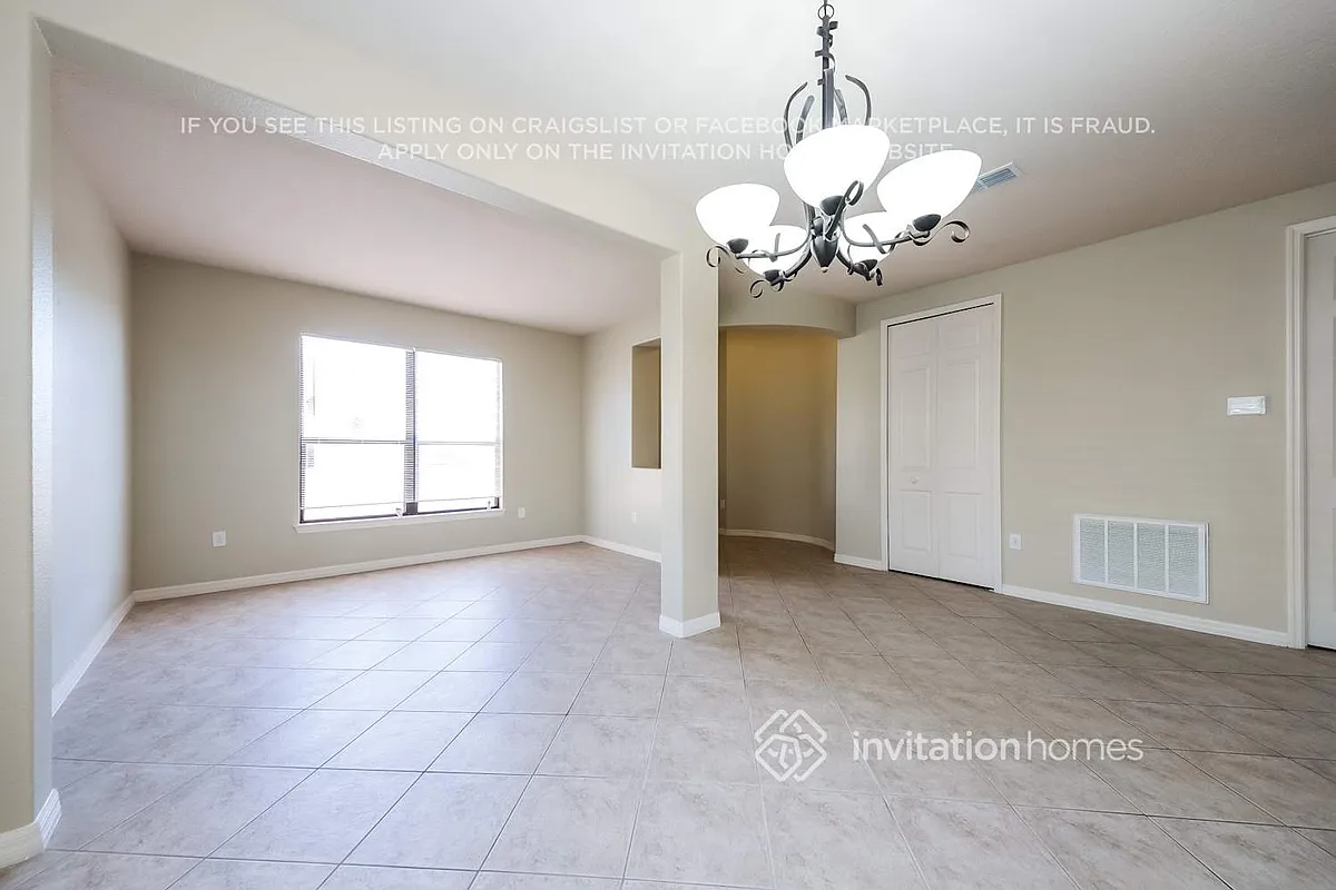 Building Photo - 3046 Boating Blvd