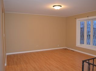 544 Canyon Trl, Carol Stream, IL 60188