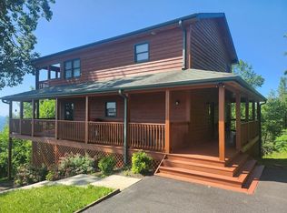 82 Alpine Way, Fancy Gap, VA 24328