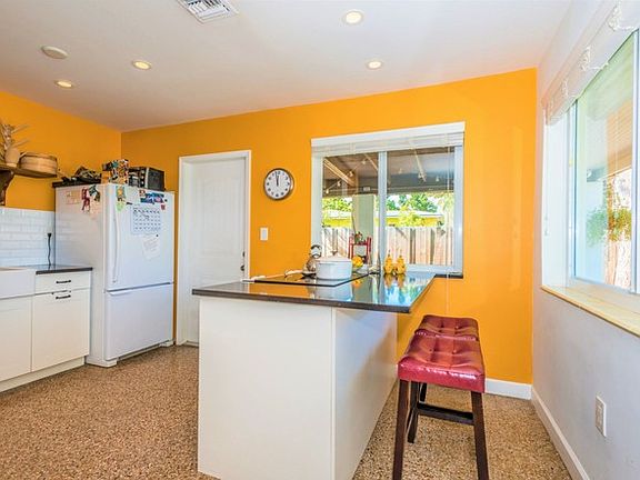 Chef's Kitchen with Cooking Island