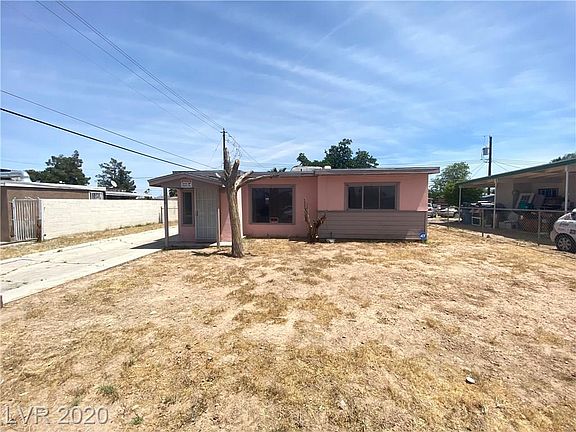 3rd image of 1401 Eastwood Dr