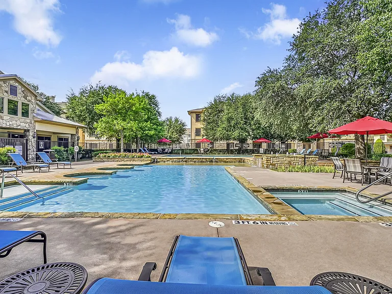 The Canyons Apartments in Fort Worth, Texas