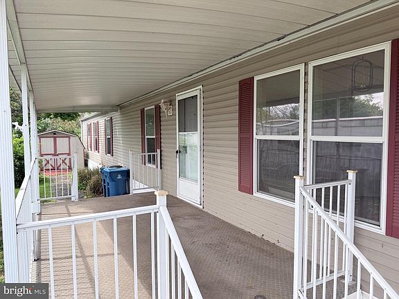 4th image of 17 Coral Dr