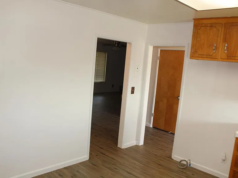 455 Vassar Ave — Photo 5