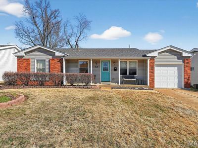 909 Townhouse Ln, Hazelwood, MO, 63042