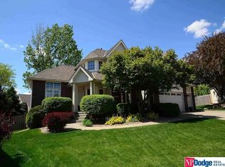 17215 T Cir, Omaha, NE 68135