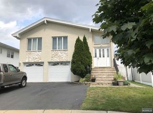 2 Tina Ct #1, Elmwood Park, NJ 07407