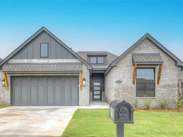 2415 W Madison St, Broken Arrow, OK 74012