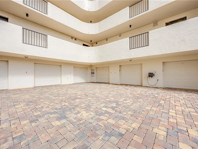 15 Bluebill Ave #103AA — Photo 29