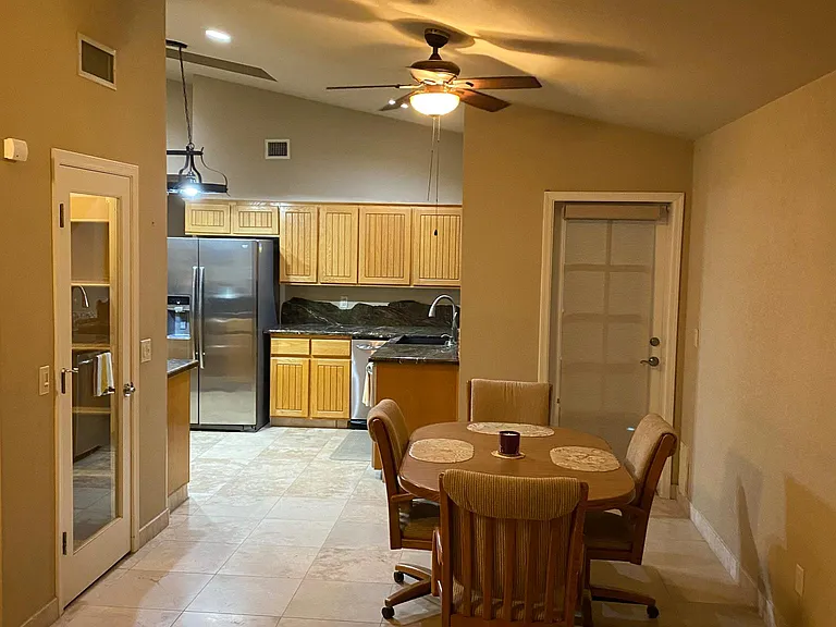 5801 W Linda Ln — Photo 3