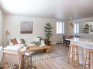 1335 N Gaylord St #206, Denver, CO 80206