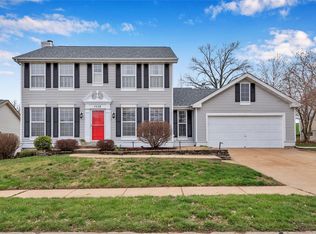 1115 Majestic Dr, Fenton, MO