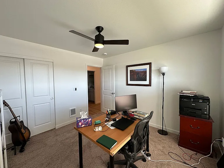 710 NE Rickenbacker Rd — Photo 21