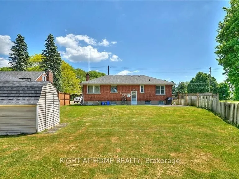 6357 Dorchester Rd — Photo 25