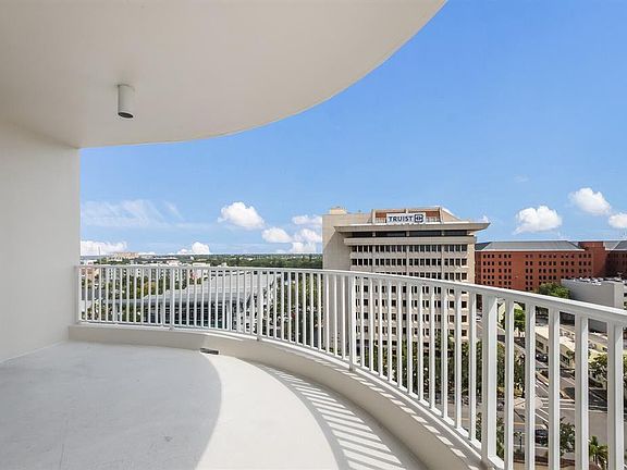 4th image of 1771 Ringling Blvd Unit 1004