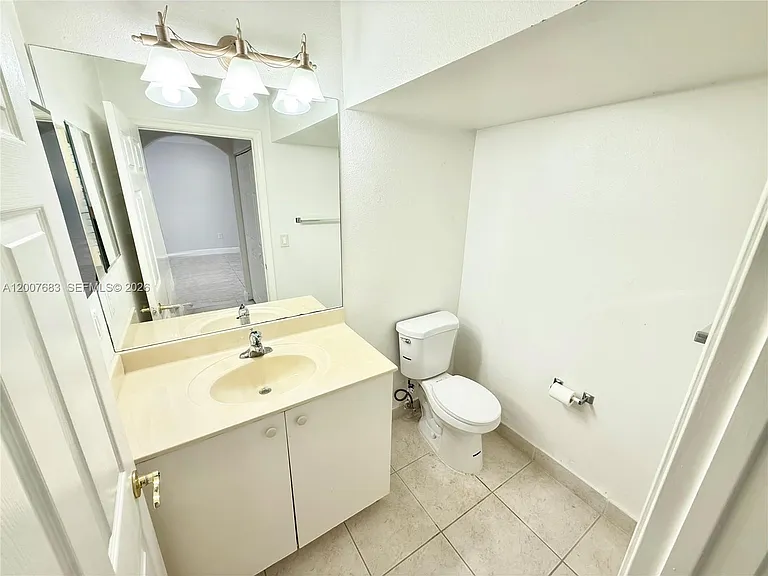 2674 SW 84th Ter #102 — Photo 48