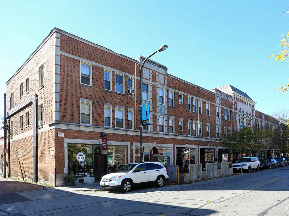 810-32 Dempster/1245 Elmwood
