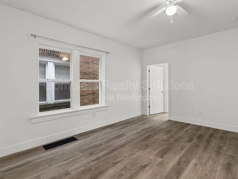 3702 Meramec St #1E — Photo 12