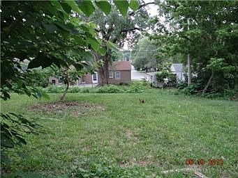 4th image of 4434 Claudine Ln