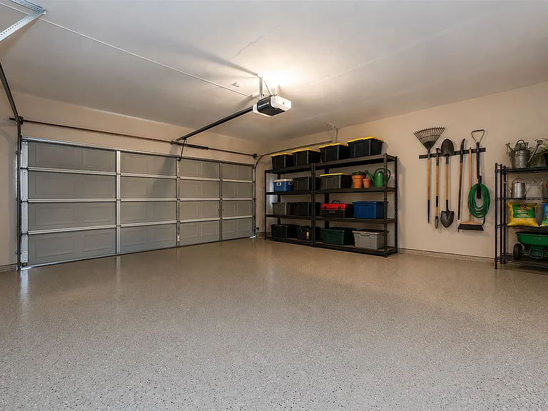 4445 Cranwood Dr — Photo 17