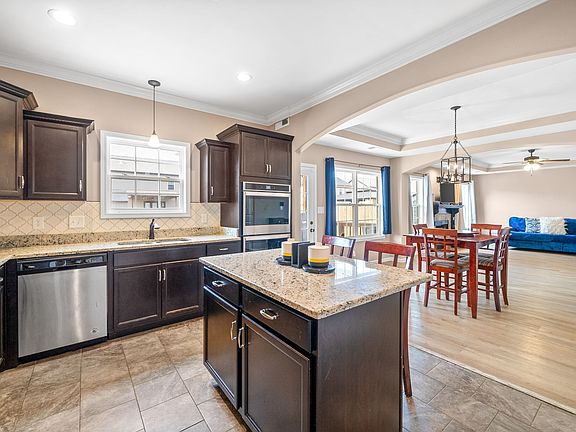 4th image of 1374 Millet Dr