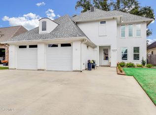 213 Cypress View Dr, Youngsville, LA 70592