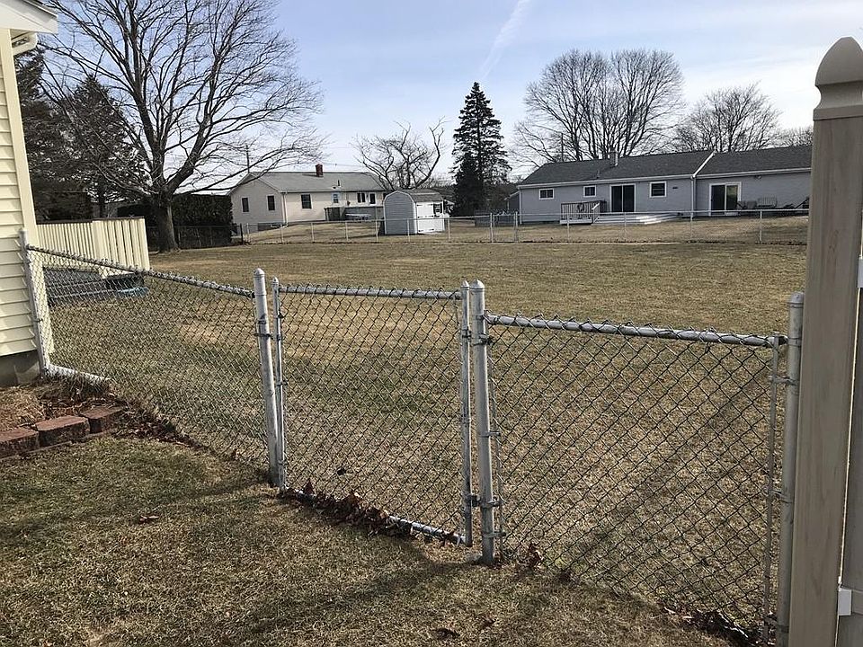 2nd image of 511 Highview Ave