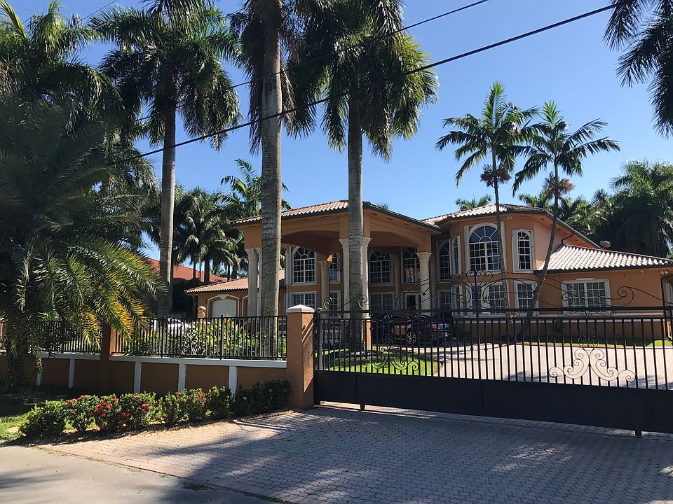 1st image of 9928 NW 133rd St