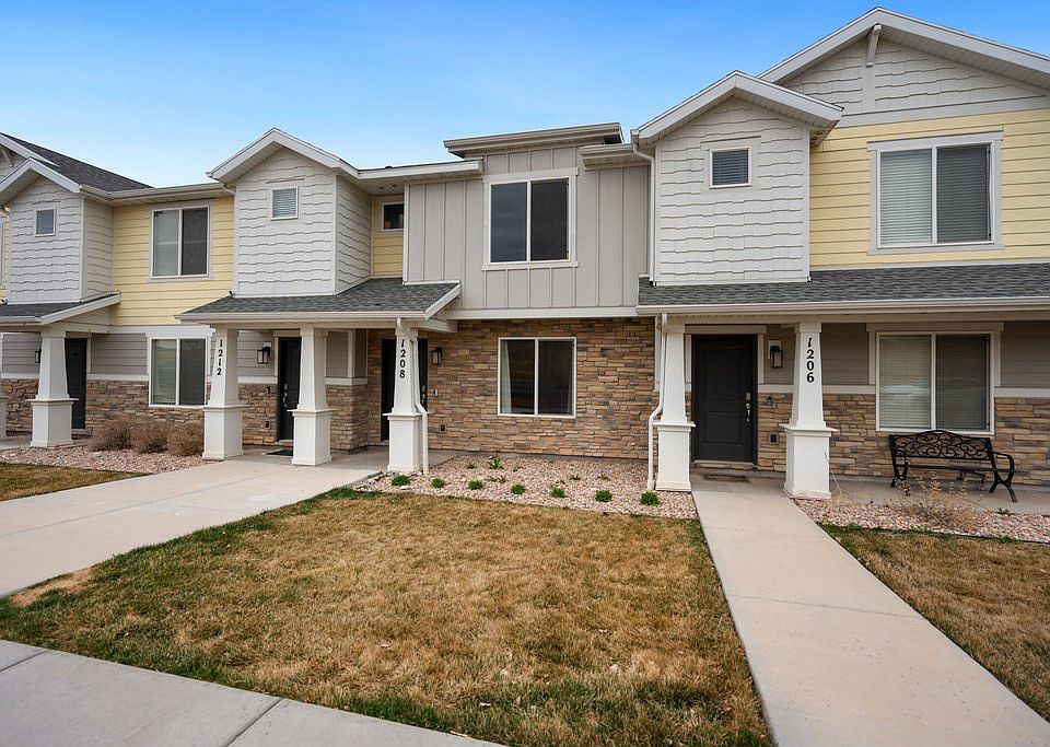 1st image of 1208 W Summit Ridge Pkwy