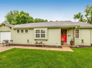 10921 W 64th Ter, Shawnee, KS 66203