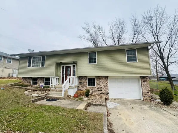 922 Cedar St, Milan, MO 63556