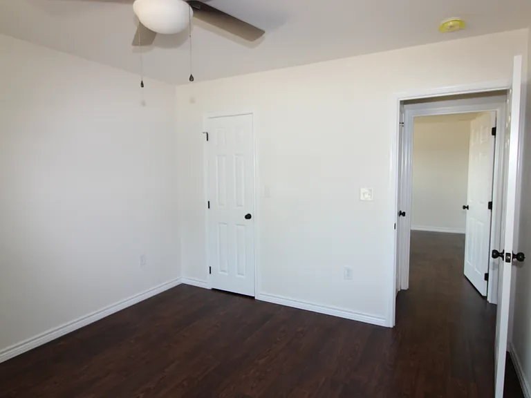 104 Boston St — Photo 11