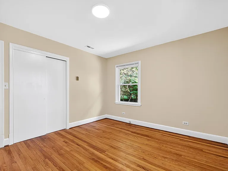 1272 Rio Rd E — Photo 18