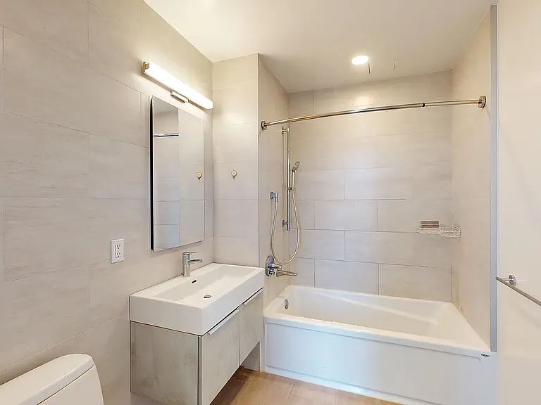 14474 Northern Blvd #PHM — Photo 15