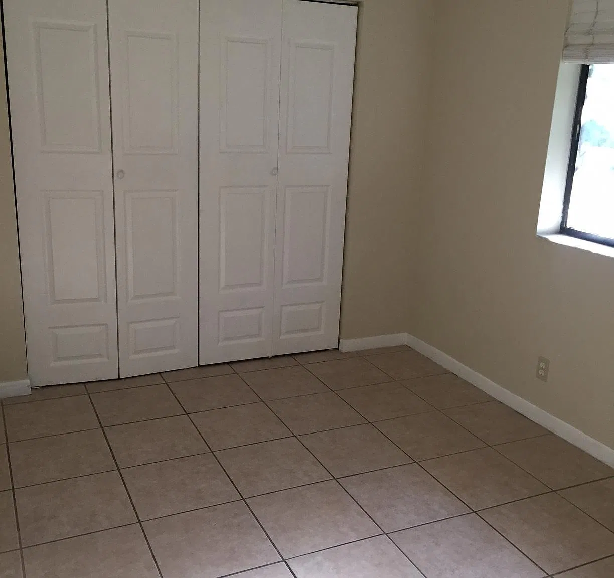 1777 NW 94th Ave — Photo 3