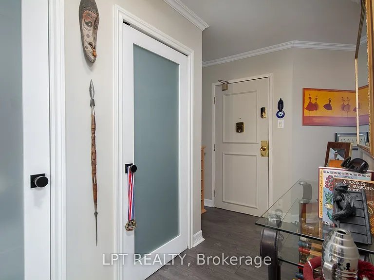 40 Arthur St #703 — Photo 4