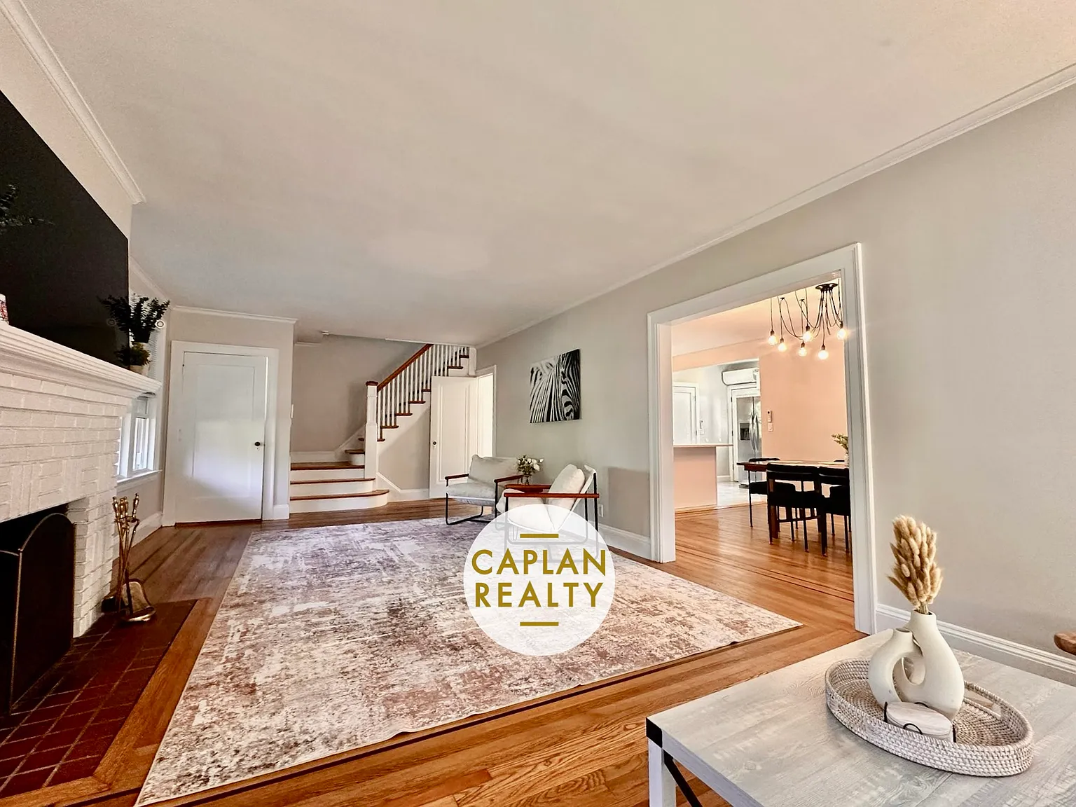 4 bed, 2.5 bath, 1532 sqft, $5,500 — Photo 2