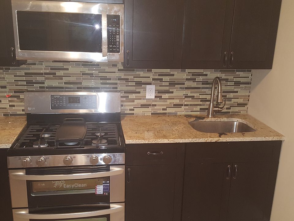 1st image of 173 Freeman Ave