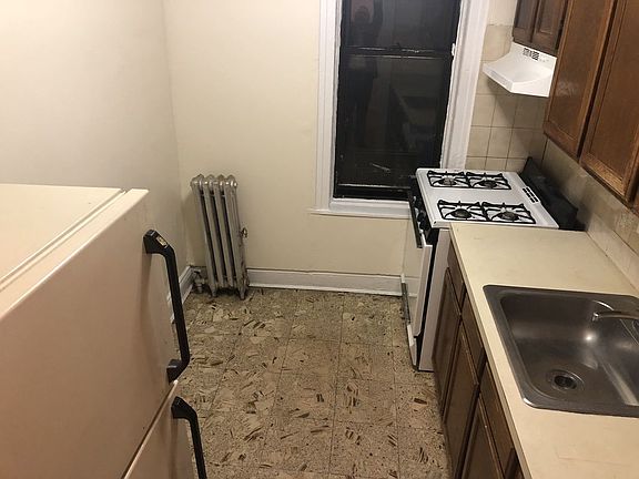 5th image of 4152 49th St APT 9