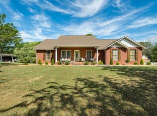 1332 Quinland Lake Rd, Cookeville, TN 38506