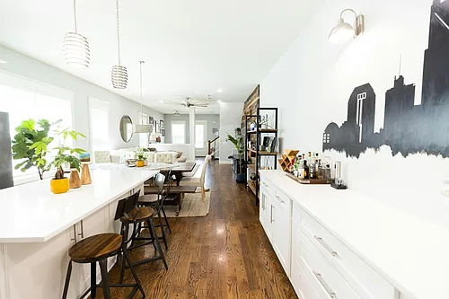 1056A Zophi St Photo 1